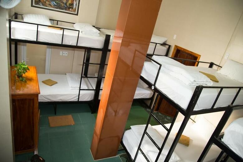 Hostal Village House - Hostel