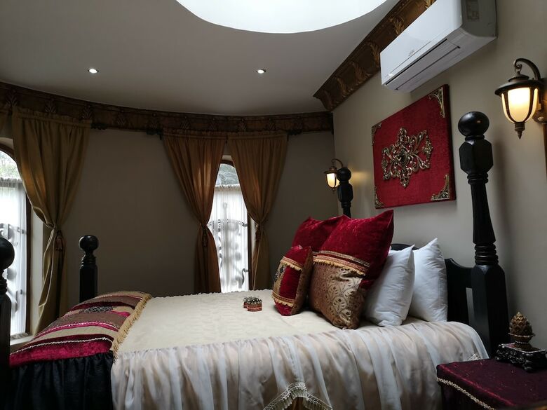 Excalibur Boutique Hotel