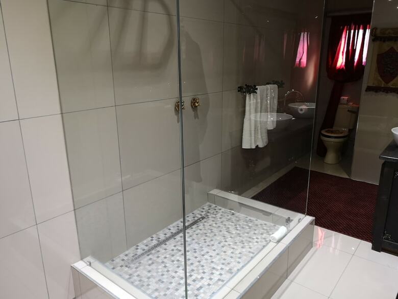 Excalibur Boutique Hotel