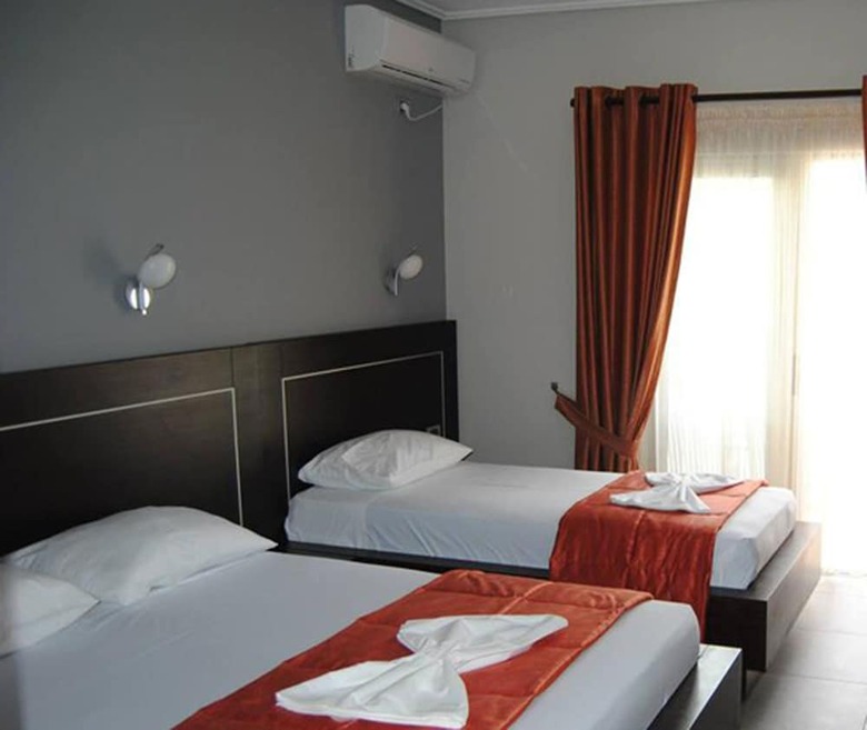 Lion Gate Hotel