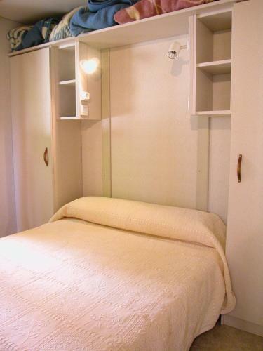 Camping El Balcon De Pitres