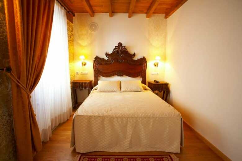 Hotel Vila Do Val