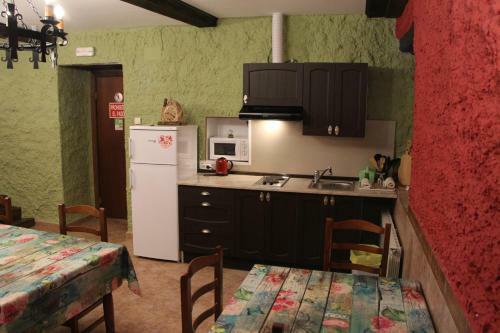 Hostal Centro De Turismo Rural Vegalion