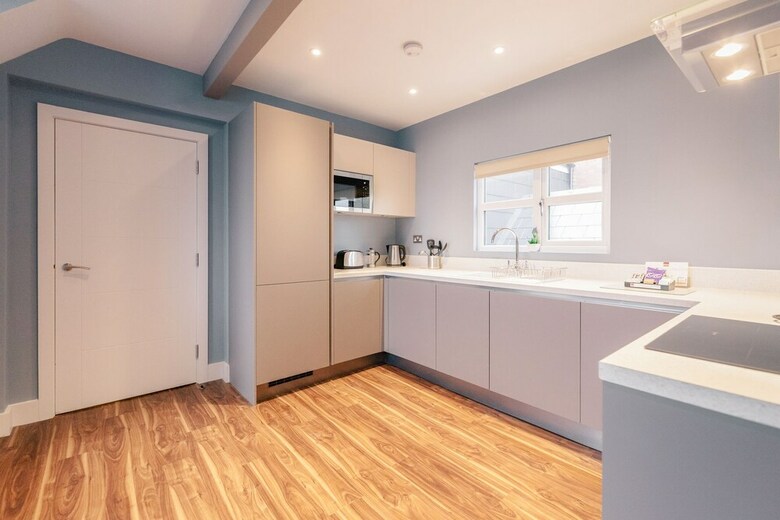 Roomspace Apartments -friar House