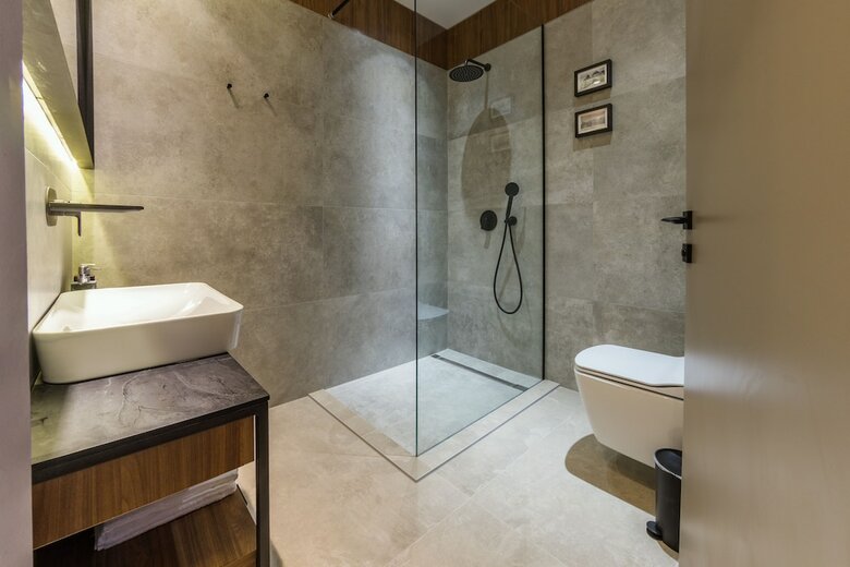 Hotel Dezman Luxury Center