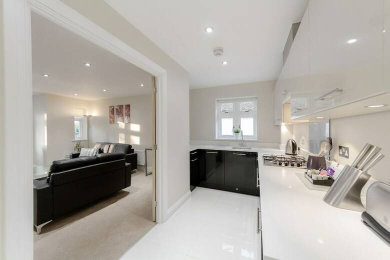 Roomspace Apartments -kinnaird Court