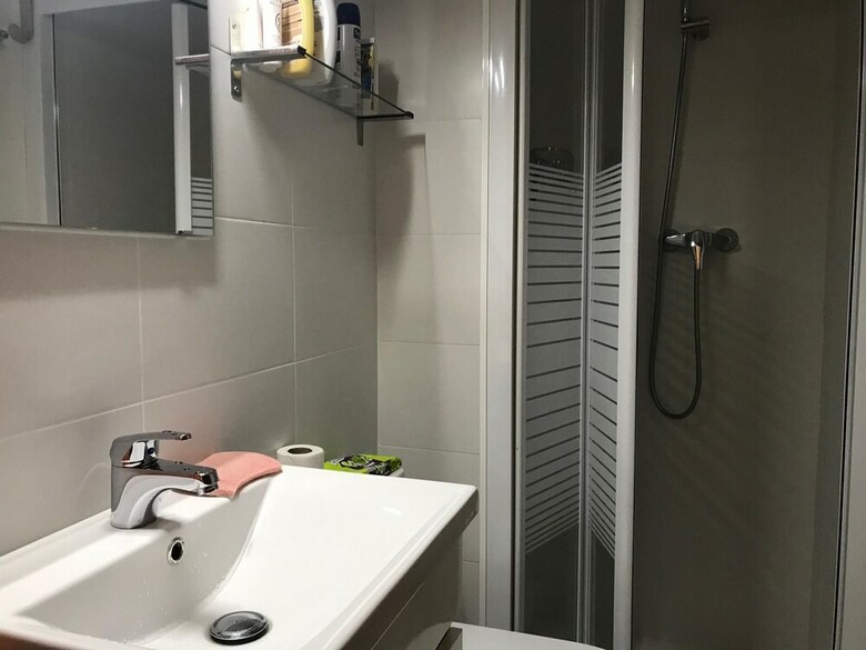 Apartamentos Piso Reformado Lepanto - 119c