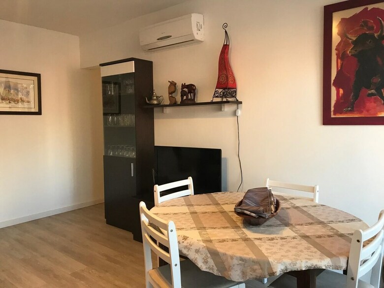 Apartamentos Piso Reformado Lepanto - 119c