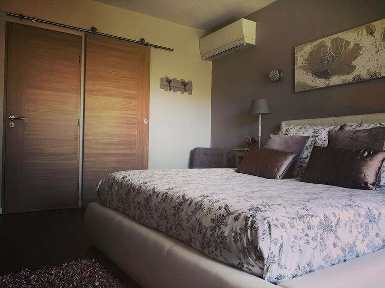 Hotel Chambres D'h�tes La Chabertine