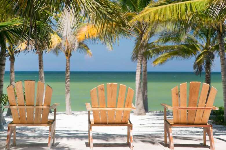 5 Br House With Pool And Private Beach