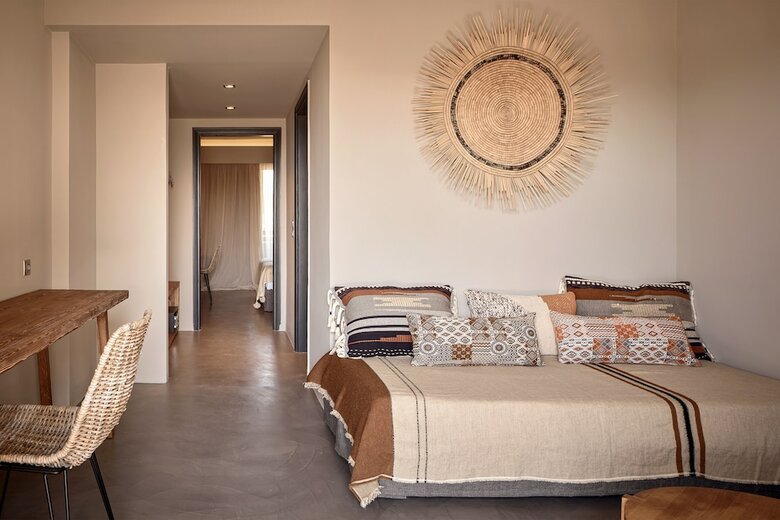Hotel More Meni Beach
