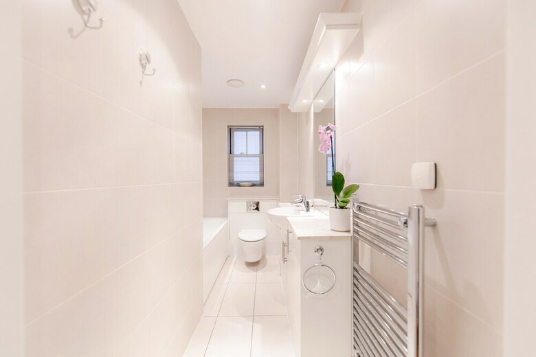 Roomspace Apartments -orchard Place