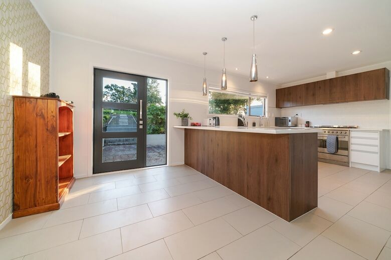 Riverhead Lifestyle Luxury Villa