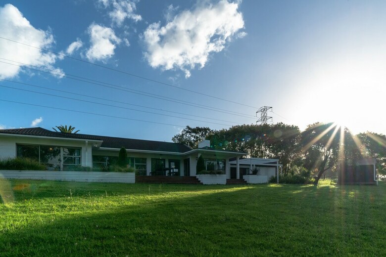 Riverhead Lifestyle Luxury Villa