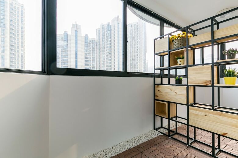 Henry's Apartment- Xujiahui Road