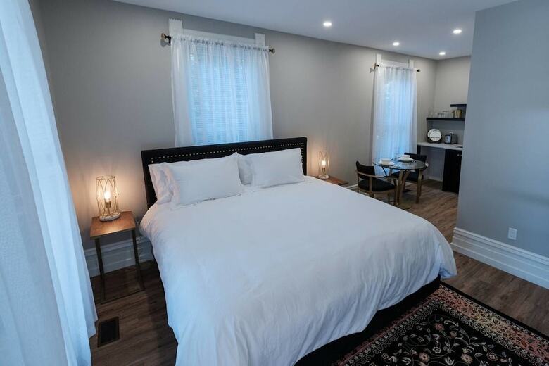 Bed & Breakfast The Victorian Luxury Suites