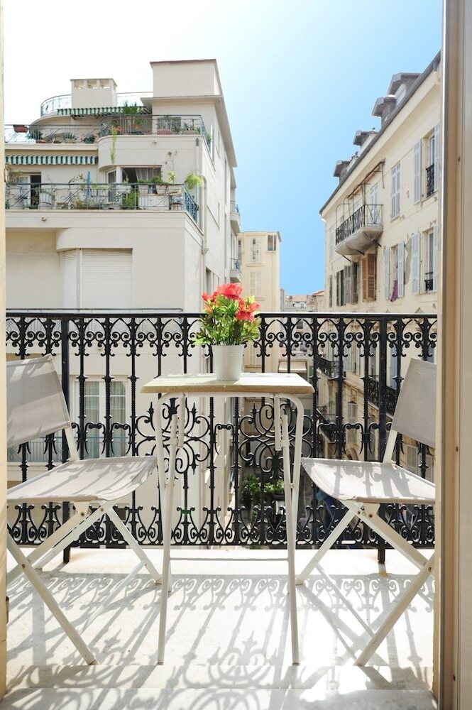 Apartamento Easy Flat - Five Stars Holiday House