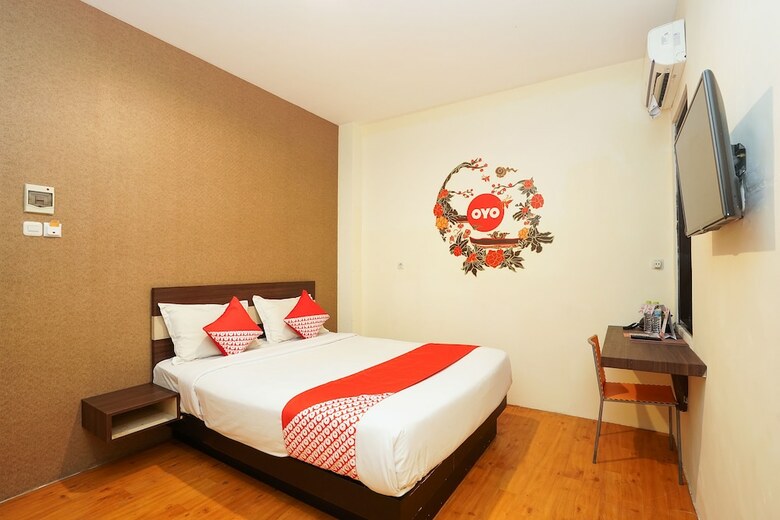 Hostal Oyo 275 Hotel Kita