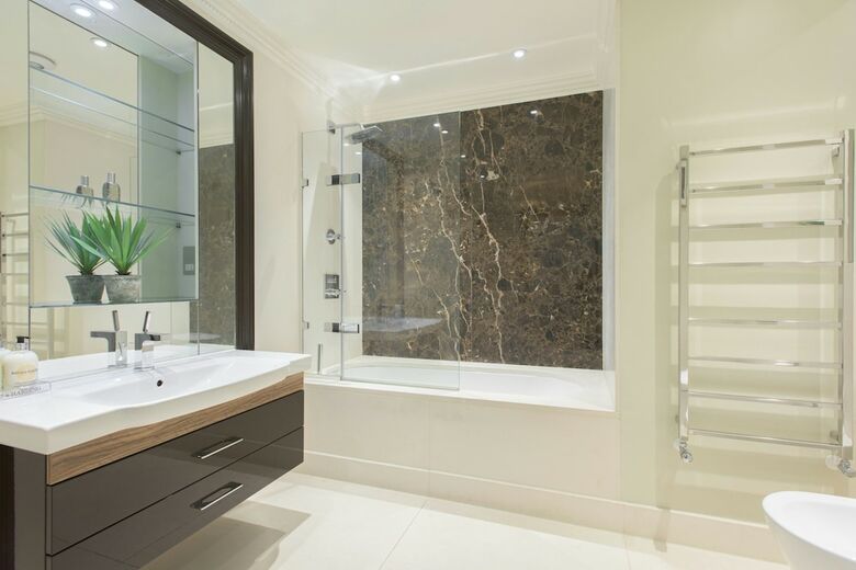 The Luxe Whitehall Duplex Apartment By H House