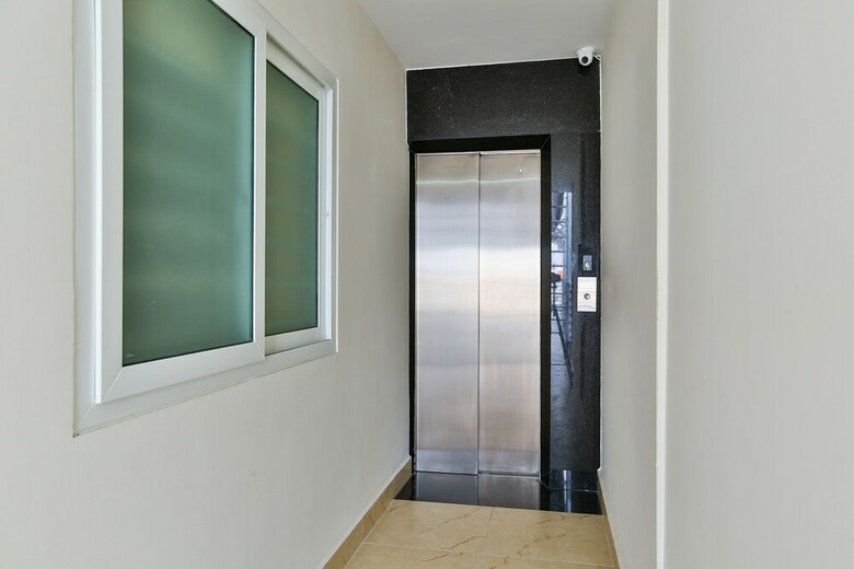 Hotel Goldstay 218