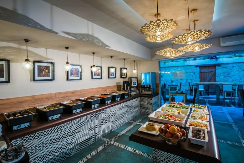 Anesis Blue Boutique Hotel