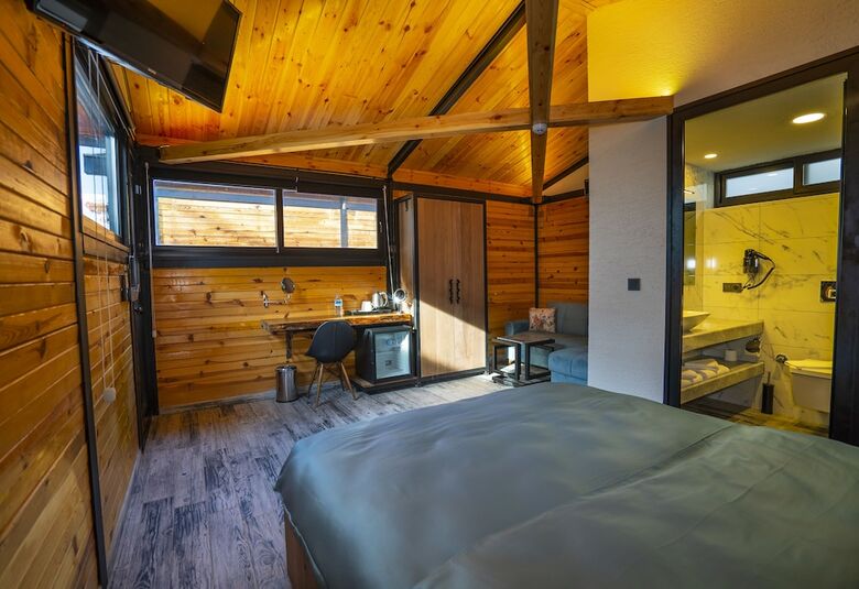 Hotel Kosa Otel �e?me