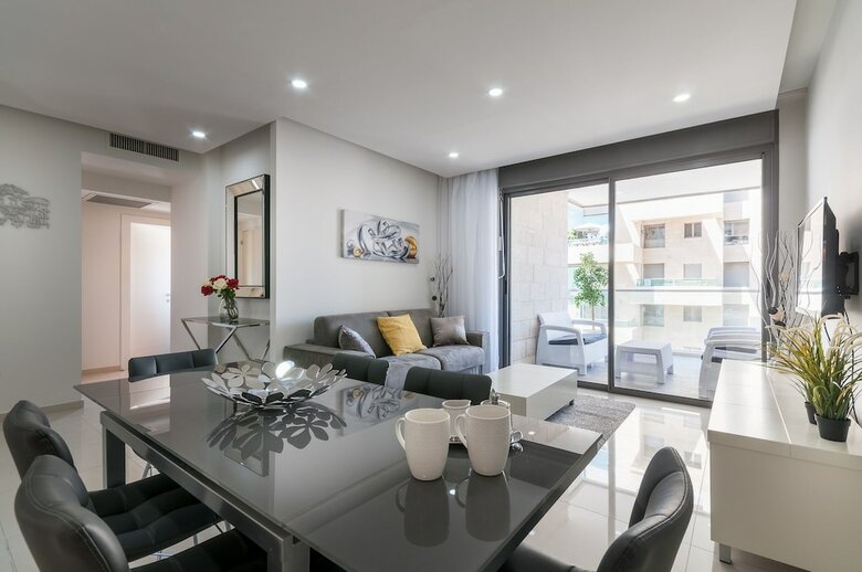 Apartamento Best Location New Apt Full Amenities