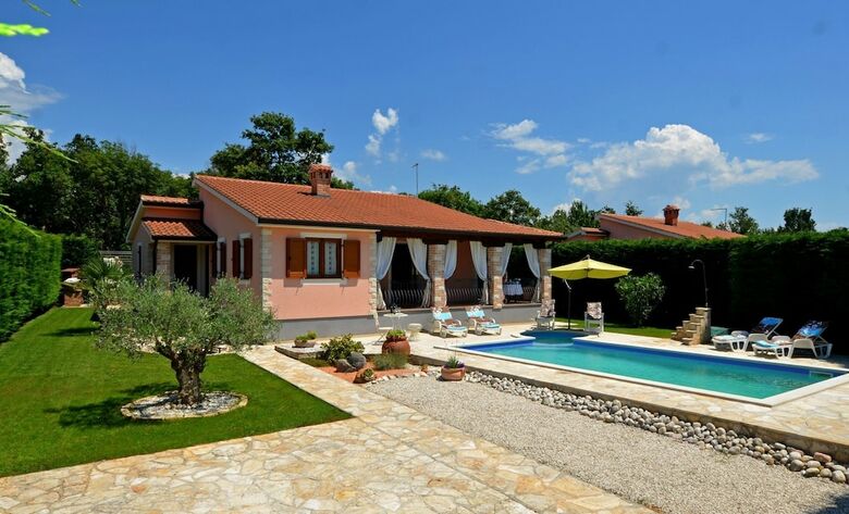 Villa Moira