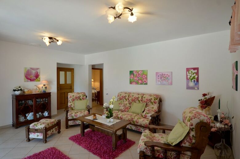 Villa Moira