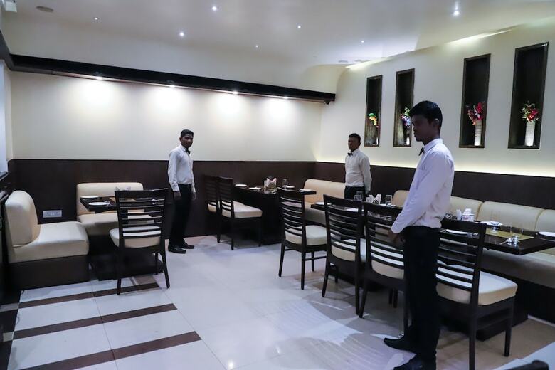 Hotel Vijan Palace Jabalpur
