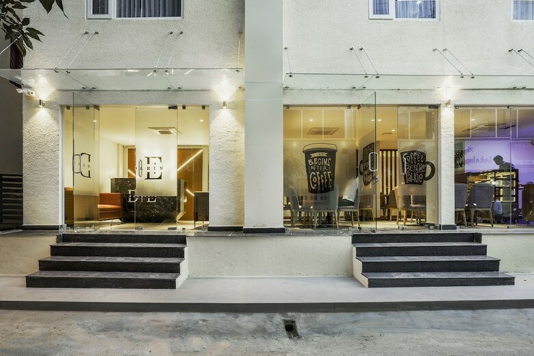 Hotel De Mandarin