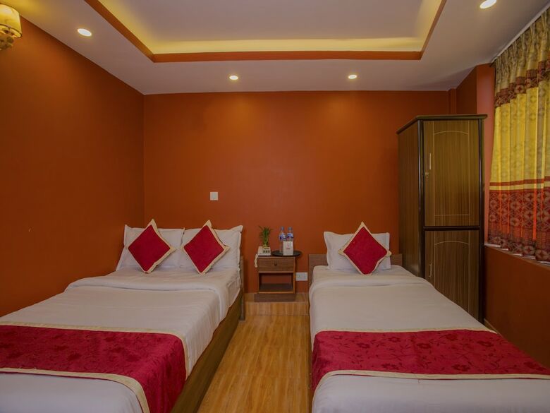 Hotel Oyo 275 Sunshine Garden Resort