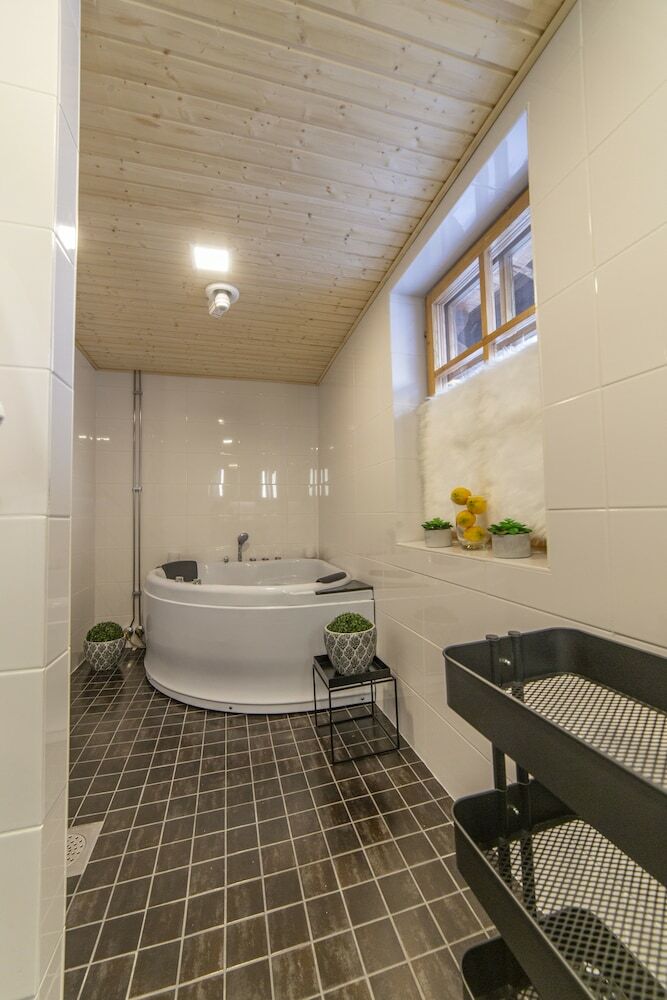 Apartamentos Kuukkeli Teerenpes� Suite