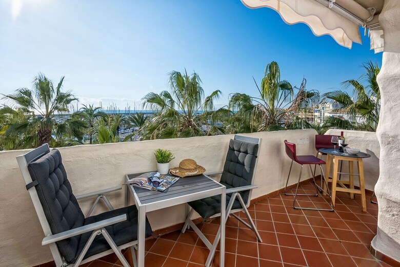 Apartamentos Solaga - Puerto Marina