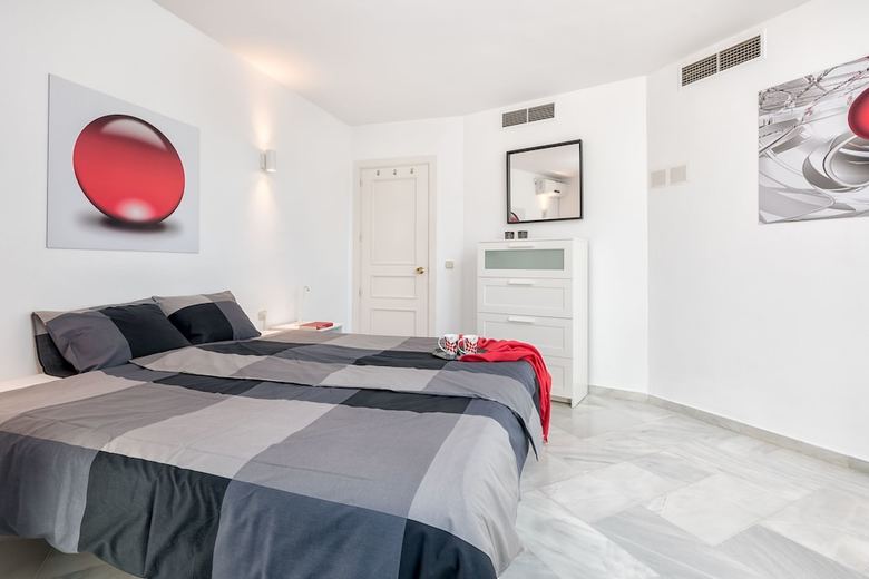 Apartamentos Solaga - Puerto Marina