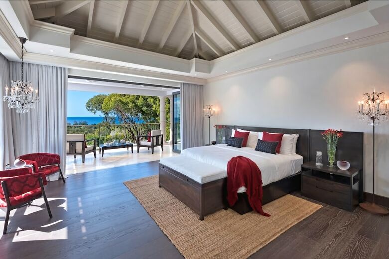 Villa Elsewhere