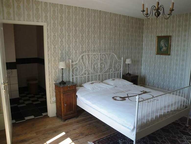 Bed & Breakfast Petit Ch�teau Armand Bourgoin  B & B