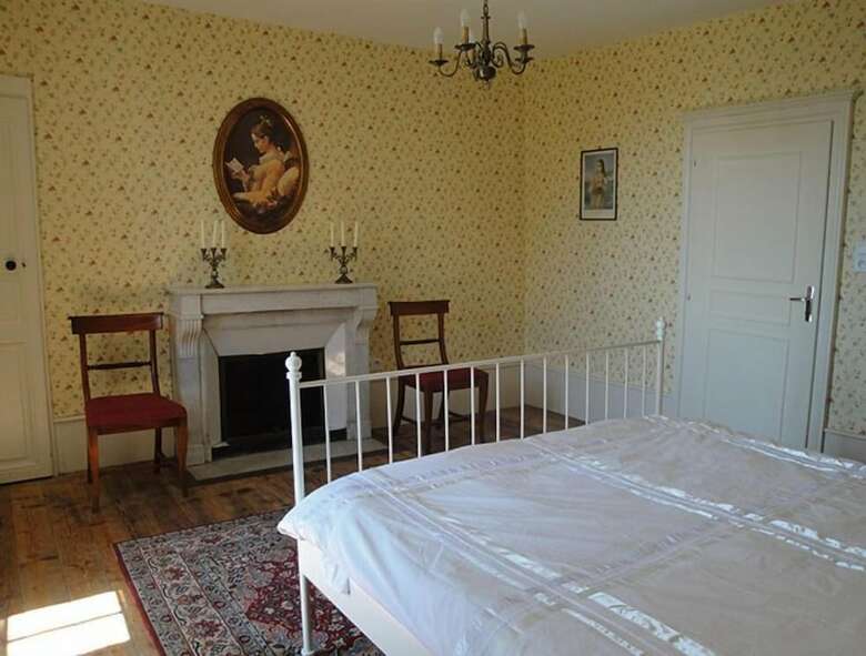 Bed & Breakfast Petit Ch�teau Armand Bourgoin  B & B