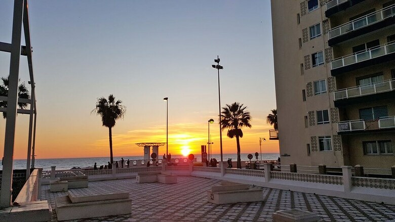 Apartamentos Primera L�nea Playa Victoria