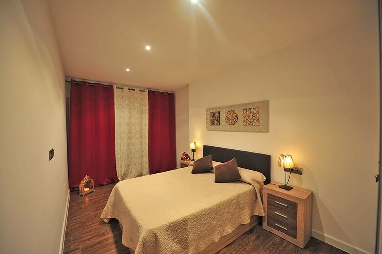 Apartamentos Primera L�nea Playa Victoria