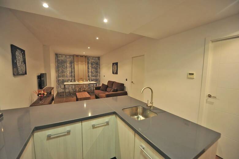 Apartamentos Primera L�nea Playa Victoria