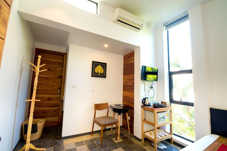 1004 Boutique Hotel