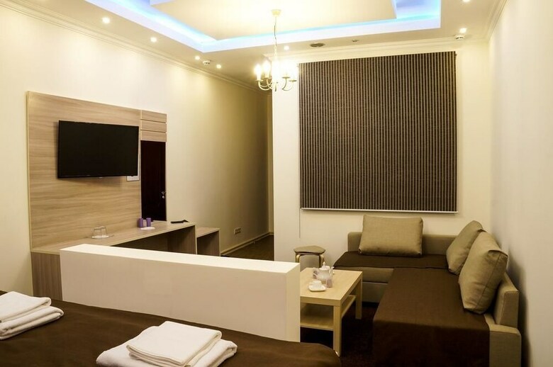 City Life Hotel