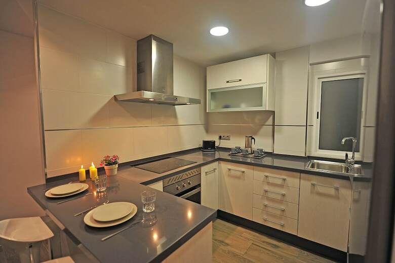 Apartamentos Avenida Con Vistas Mar