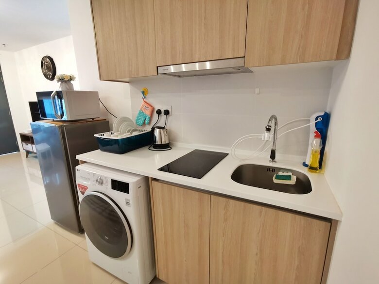 Tropicana 218 Suites