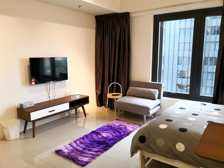 Tropicana 218 Suites