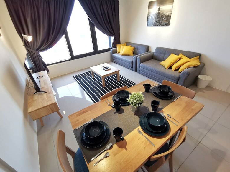 Tropicana 218 Suites