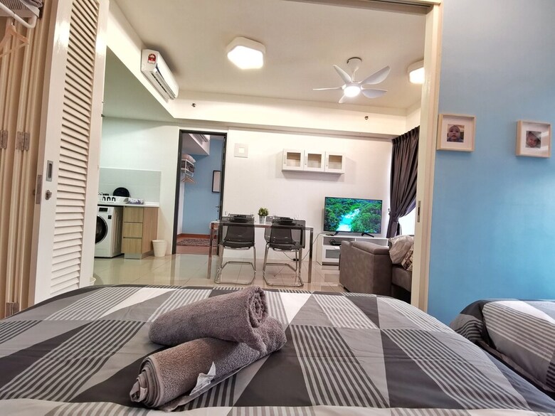 Tropicana 218 Suites