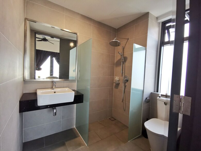 Tropicana 218 Suites