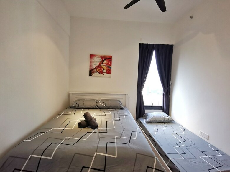 Tropicana 218 Suites